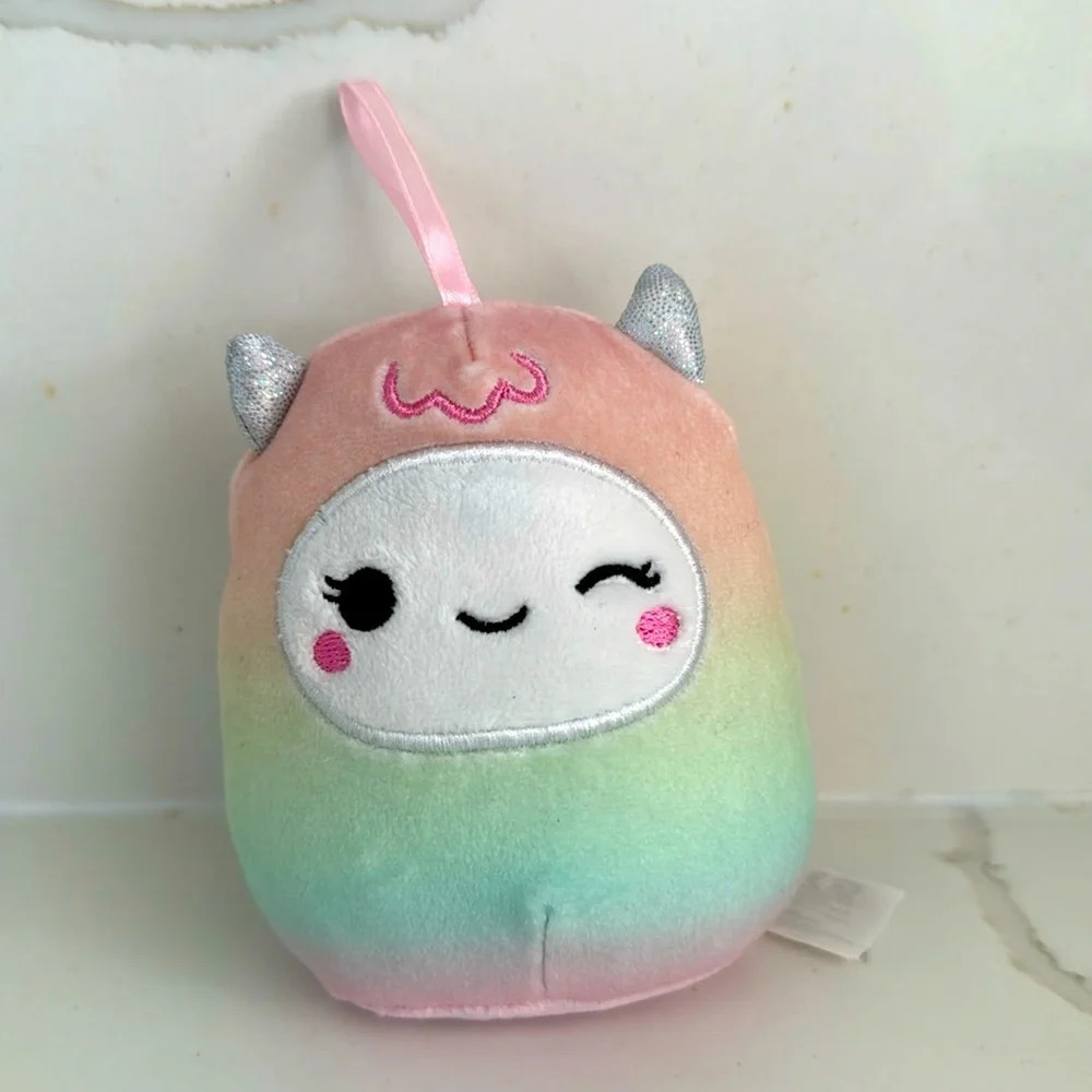 Squishmallow Kellytoy “Yara” Rainbow Yeti Ornament 4" plush Christmas tree